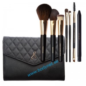 ARTISTRY&trade; Brush Set